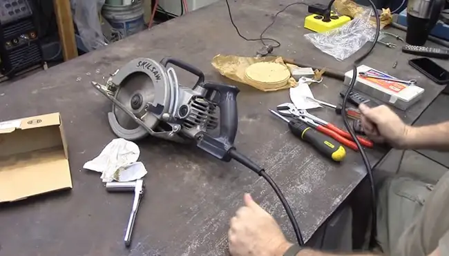 How to Maintain Your Circular Saw to Ensure Smooth Blade Spinning?