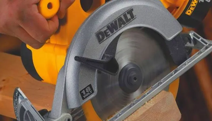 Are Circular Saw Blades Interchangeable