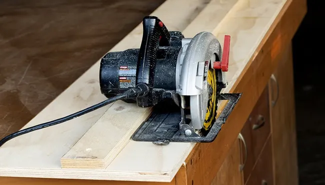 Possible Reasons for Crooked Cut by Your Circular Saw