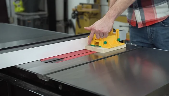 How Does a Table Saw Push Block Protect Your Finger