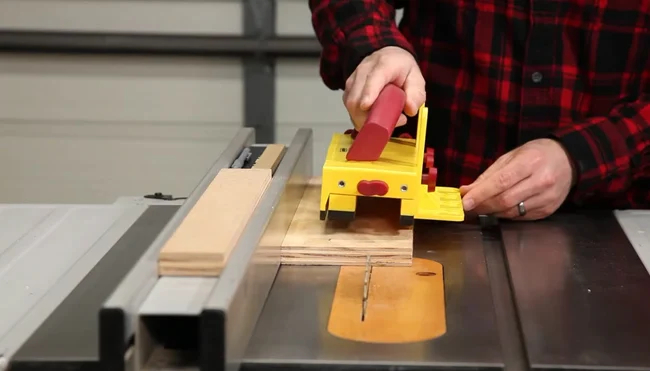 What are the Advantages of Adjustable Push Blocks for Table Saws