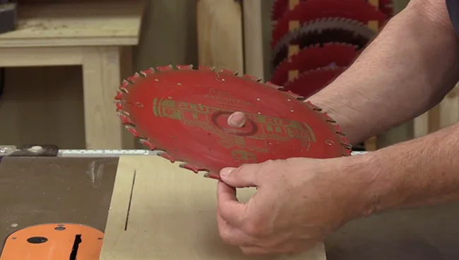 What are the best blades for cutting MDF?