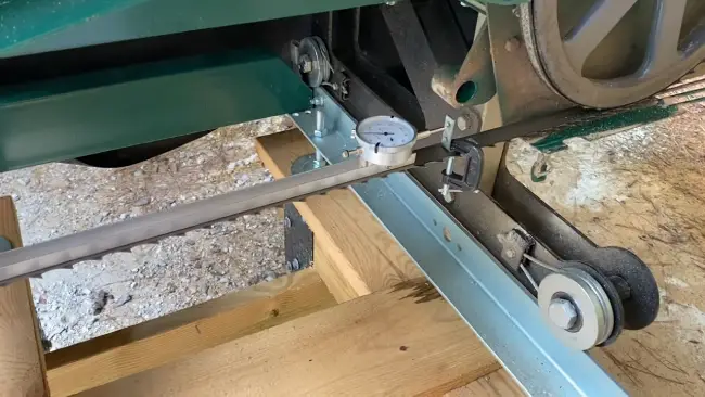 Why Does My Bandsaw Blade Twist: 10 Reasons [Explained]