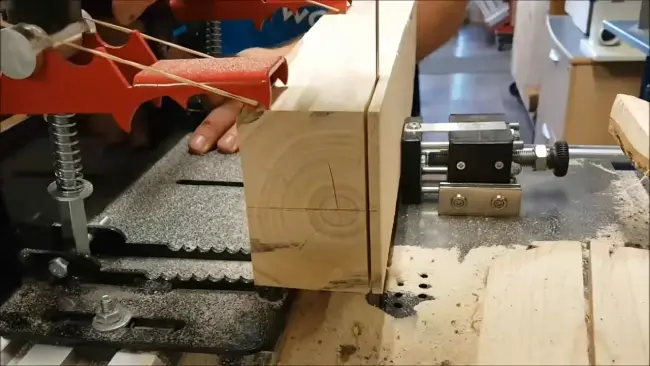 How to Quarter Saw a Log With a Bandsaw: Step-By-Step Guide