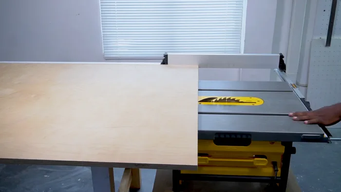 how to cut plywood on a table saw