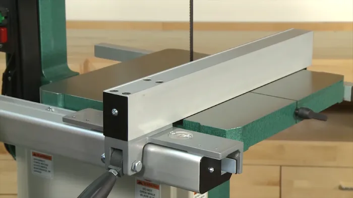 how to keep bandsaw fence parallel to blade