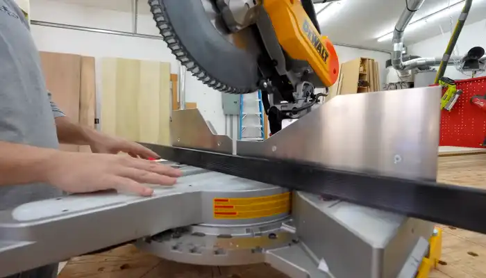 How Can a Bolted-Down Miter Saw Be Advantageous