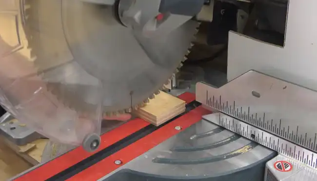 What Causes Your Miter Saw Kickback During Wood Cutting