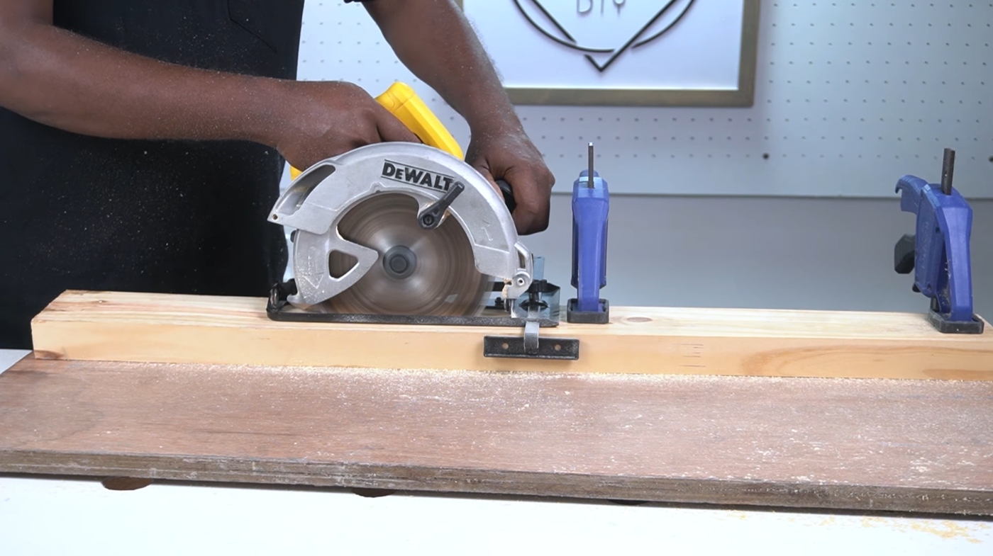 How to Cut 2x4 With Circular Saw