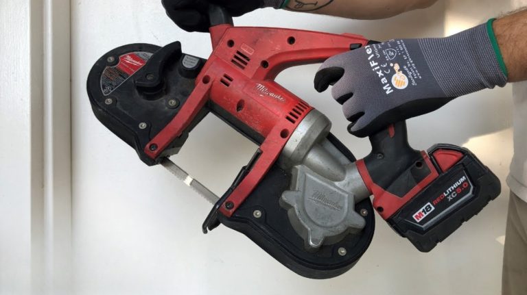 How to Use a Portable Band Saw